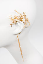 Load image into Gallery viewer, Dove and Pearl Branch Earcuff