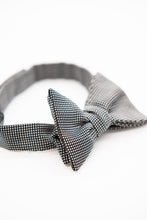 Load image into Gallery viewer, Black and White Bow Tie