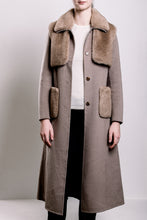 Load image into Gallery viewer, Demi-Couture Fur Trim Overcoat