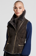 Load image into Gallery viewer, Flyer Shearling Vest